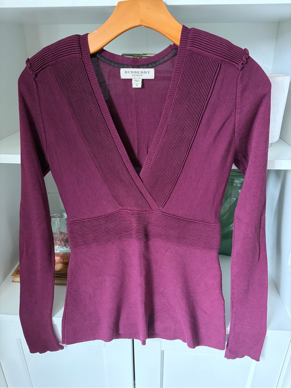 Burberry Women's Plum V-Neck Ribbed Knit Sweater